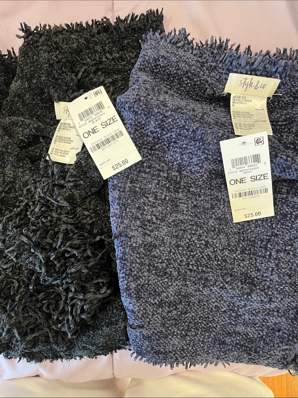 “2 for $12” 🔥🔥🔥Scarf. Navy or Black. Macy’s brand.